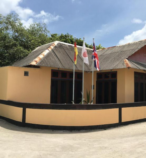 Sun shade Inn